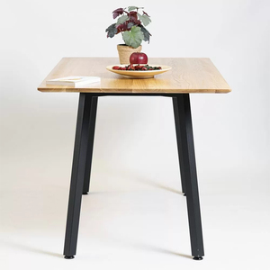 Meubles vintage de luxe à prix abordable, table de salle à manger de restaurant avec pieds en aluminium et plateau en bois - Product Image 3