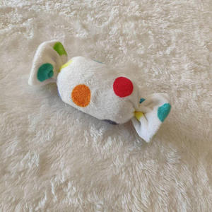 Juguete Ecológico para Perros de Algodón y Látex, Diseño de Caramelo Navideño, Multicolor, Pequeño, para Masticar - Product Image 6