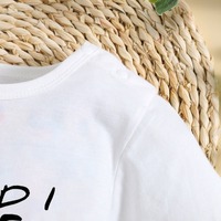 Pakaian Bayi Baru Lahir 2026 Unisex Ramah Lingkungan Bahan Bernapas Romper Cetak Huruf Lengan Pendek Bodysuit Satu Potong Kancing Tekan
