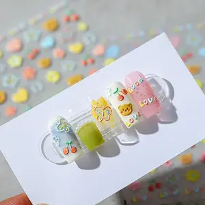 Rilievo e grafica vari modelli art sticker simpatici adesivi per unghie per unghie di bellezza