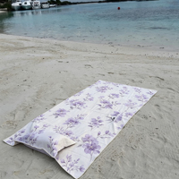 Serviette de plage avec poche pour oreiller, serviette anti-sable, tapis de plage surdimensionné pour adultes, résistant au vent, pour les voyages, le camping, la randonnée