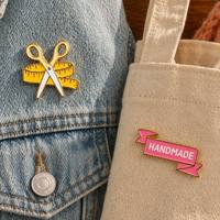 Fabricants Chinois de Broches, Sans Minimum de Commande, Vente en Gros d'Épingles en Métal Vierge Personnalisées, Pièces, Badges de Dessin Animé, Épinglettes Mignonnes, Épingles Émaillées Dures ou Souples