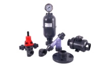 Amortisseur de pulsations en PVC-U à chambre d'air de type diaphragme pour pompe doseuse, traitement chimique de l'eau, pipeline DN15 DN50 PN10 Vevle