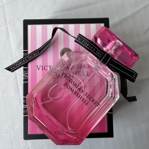 Spray Corpo da 100ml per Donna, Fragranza Femminile a Lunga Durata, Eau De Parfum Victoria Secret Originale, Profumo di Marca per Donna, Vendita all'Ingrosso - Product Image 1