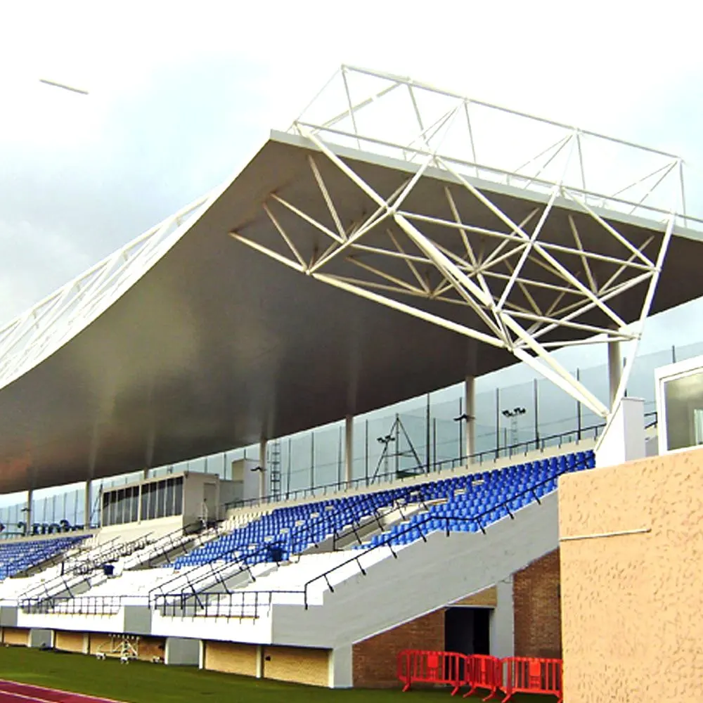 Telhado de aço do estádio de futebol com estrutura de treliça de espaço de construção nacional pré-fabricada LF com baixo custo