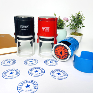 Timbro Autoinchiostrante Rotondo Express R-0042 da 42mm con Logo Personalizzato e Tampone d'Inchiostro per Uso Ufficio - Product Image 1