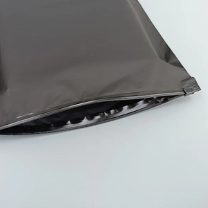 Wholesale Cpe Zip Lock <strong>Bag</strong> Black <strong>Ziploc</strong> Matte Packaging Zipplock <strong>Bags</strong> for Clothing Businesses - Product Image 4