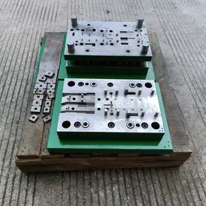 Troquel de estampado de <span class=keywords><strong>metal</strong></span> para abrazaderas, accesorios de precisión - Product Image 5