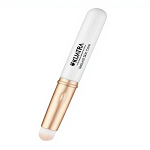 Pinceau de maquillage multi-usages Kuatra avec formule anti-brillance et longue tenue - Product Image 1