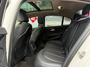 <span class=keywords><strong>BMW</strong></span> Serie 1 <span class=keywords><strong>118i</strong></span> Sport <span class=keywords><strong>2018</strong></span>, Gasolina, Auto Usado - Product Image 5