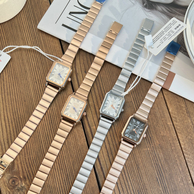 Rectangular Fashionable Women's Watch, Suitable for Women and Girls Quartz Watch, Simple Silver and Gold Stainless Steel Strap,