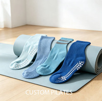 Chaussettes de yoga en tricot pour femme, collection automne, avec bordure brodée et impression sérigraphiée, pour la danse et le Pilates - Logo personnalisable