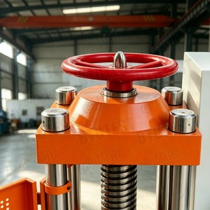 เครื่องทดสอบแรงอัดกึ่งอัตโนมัติความแม่นยำสูง 1000-3000kN มาตรฐาน CE EN ASTM สำหรับบล็อกคอนกรีต รับประกัน 1 ปี 220V - Product Image 6
