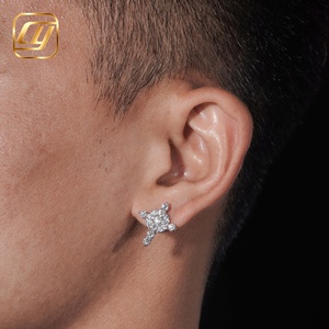 Boucles d'oreilles clous en moissanite en forme de croix ronde, plaqué or 18 carats, sertissage à griffes, bijoux de luxe pour femme, à porter au quotidien - Product Image 6