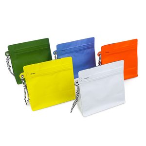 Pochette à fond plat colorée pour emballage de grains de café avec cordon de serrage, corde de suspension, sac refermable à fermeture éclair, emballage café, logo personnalisé - Product Image 3