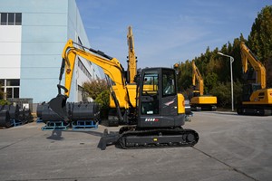 Excavatrice compacte sur chenilles Shantui SE58, pelle hydraulique pour travaux d'aménagement paysager municipal - Product Image 1