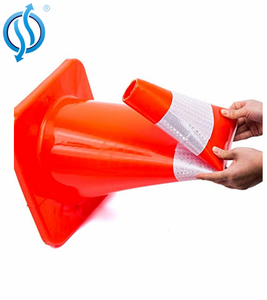 Conos de Seguridad de Tráfico, Base negra con Collar reflectante para <span class=keywords><strong>barrera</strong></span> de carretera, PVC, amarillo, Lima, duradero, 27,5 pulgadas - Product Image 4