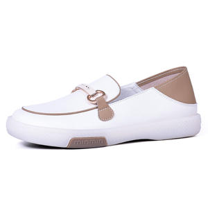 2025 nouveau Style automne sans lacet paresseux mocassins femmes décontracté blanc chaussures gros <span class=keywords><strong>pied</strong></span> <span class=keywords><strong>large</strong></span> plat <span class=keywords><strong>grande</strong></span> <span class=keywords><strong>taille</strong></span> bouche peu profonde - Product Image 6