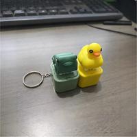 Porte-clés LED créatif en forme de canard qui couine, jouet anti-stress, souvenir, cadeau