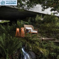 Fauteuil à bascule individuel haut de gamme en teck, mobile, avec repose-pieds en rotin, pour extérieur, style nordique, idéal pour villa, jardin, cour et salon
