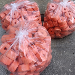 Vendita calda in PVC palangari galleggianti da <span class=keywords><strong>pesca</strong></span> F809 cilindri 60*40mm peso 11g galleggiabilità 88g per galleggianti coppia rete da <span class=keywords><strong>pesca</strong></span> - Product Image 3