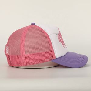 Gorras de camionero de malla de espuma con logotipo bordado de ala corta de 5 paneles a la moda de alta calidad personalizadas al por mayor - Product Image 4