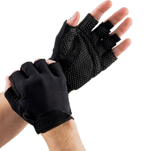 Gants de sport en cuir ventilés à demi-doigts pour hommes et femmes, respirants, avec support de poignet, légers, pour la musculation et l'haltérophilie - Product Image 1