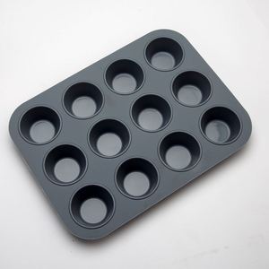 Moule à cupcakes en silicone antiadhésif de qualité alimentaire à 12 cavités avec support pour la cuisson de gâteaux et de savons - Product Image 6