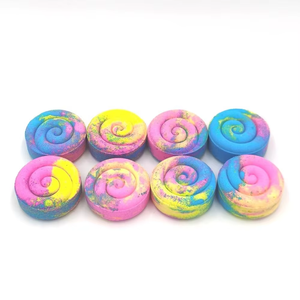ลูกอมฟองสบู่อาบน้ำสีสันสดใส ออร์แกนิค ปราศจากการทดลองกับสัตว์ ขายดี น้ำมันหอมระเหย 100% อายุการเก็บรักษา 1 ปี - Product Image 4