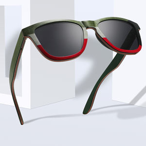 Novedades de 2025, gafas de sol con logotipo personalizado, gafas de sol de madera a granel recicladas ecológicas, gafas de sol de madera para monopatín para hombre - Product Image 4