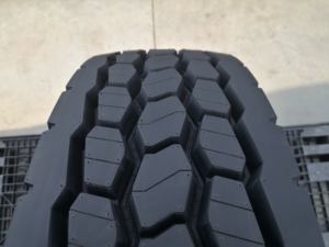 ผลิตในประเทศไทย 11r22.5 16pr ยางรถบรรทุก Z-<span class=keywords><strong>Trac</strong></span> ตารางขนาดยางรถบรรทุก ยี่ห้อดัง ยางรถบรรทุกแบบ Pneu - Product Image 5