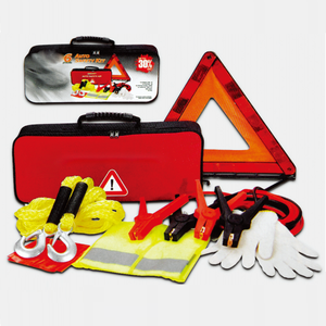 Kit d'urgence automobile multifonctionnel 6-en-1, kit de sécurité automobile, secours routier pour les conducteurs et les voyageurs - Product Image 1