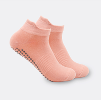 Chaussettes basses pour femmes 6 couleurs à la mode Dot Glue Design tissu éponge avec talon Tab Sports Chaussettes de sol respirantes