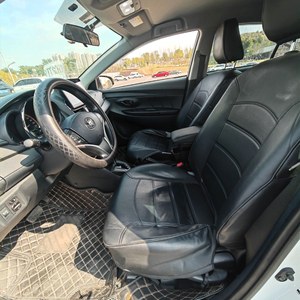 <span class=keywords><strong>Toyota</strong></span> <span class=keywords><strong>Yaris</strong></span> Compacte Utilitaire d'Occasion <span class=keywords><strong>2022</strong></span> 2023 2025 - Sans Accident, Certifiée, Essence 1.5L, Conforme aux Normes d'Importation - Product Image 4