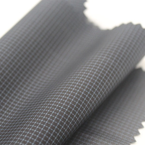 Revêtement de PU pour salle de bains, 100% <span class=keywords><strong>polyester</strong></span> oxford 300D, 1mm ripstop grille dobby, tissu de sac de taille - Product Image 4