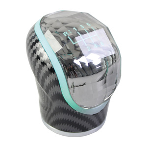 Pommeau de levier de vitesse en cristal 8mm 10mm 12mm en fibre de carbone noir universel pour voiture à transmission manuelle, design ergonomique - Product Image 4