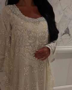 महिला पार्टी की शादी के लिए भारी डुपटा के साथ प्रीमियम अनूठी डिजाइन पैकistनी कढ़ाई डिजाइनर सूट - Product Image 1