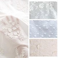 Tissu brodé 100 % coton tissé, faible MOQ, directement de l'usine, prêt pour robes, chemisiers, jupes – Vente en gros