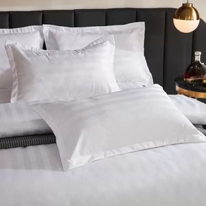 Parure de draps en microfibre 1800 fils, 4 pièces, luxe hôtelier, blanc, pour mobilier d'hôtel - Grande Vente - Product Image 3