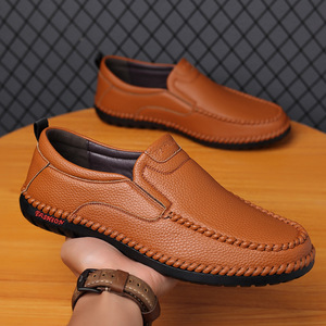 Mocasines casuales de cuero para hombre, sin cordones, con suela de goma suave, tacón bajo, diseño con costuras, para el tiempo libre - Product Image 1
