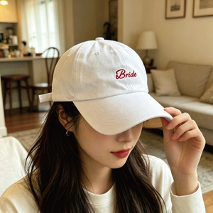 Casquette de baseball blanche brodée pour mariée, ajustable avec boucle métallique, casquette à 6 panneaux, personnalisable, décontractée, unisexe, en coton, style Dad Hat - Product Image 5