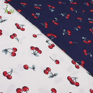 Petit tissu cerise avec fond <span class=keywords><strong>blanc</strong></span> et bleu imprimé de fruits 100% polyester écologique pour la natation des filles - Product Image 4