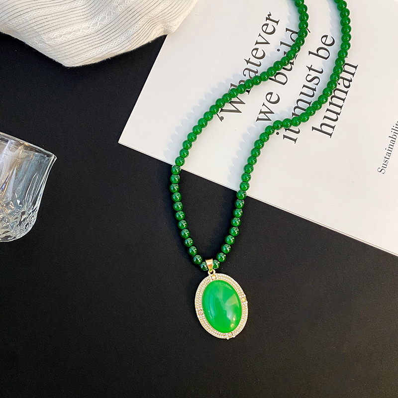 352 Green Oval
