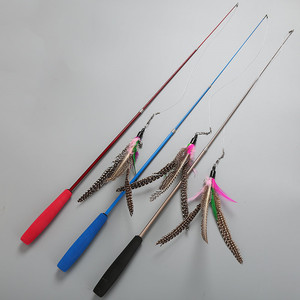 Nouvelle arrivée : Canne à pêche pour chat écologique et extensible avec plume colorée, en fibre de verre et EVA, jouet - Product Image 6