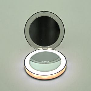 Espejo Cosmético de Bolsillo LED Plegable Mini con Carga USB Táctil y Banco de Energía - Product Image 3