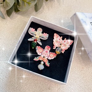 千金亚克力彩色新中式蝴蝶风筝胸针可爱春季徽章纪念品女孩批发胸针 - Product Image 4