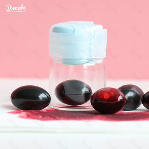 Dromaka – Capsules de sang artificiel réaliste et non toxique pour effets spéciaux (SFX) – Idéal pour Halloween, cosplay de vampire, films et spectacles sur scène - Product Image 1
