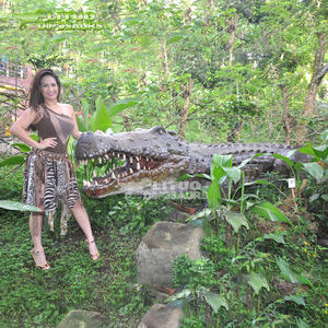 Cocodrilo Robótico de Tamaño Real de la Selva Tropical, Bosque Primitivo, Animal en Venta - Product Image 1