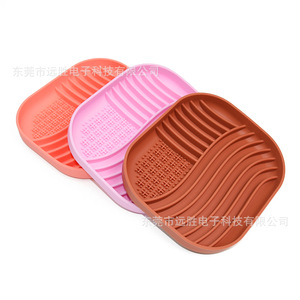 Bol en silicone pour alimentation lente des chats, design carré ondulé, 200x180x30mm, pour animaux de compagnie - Product Image 3