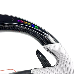 Volant sport haut de gamme en fibre de carbone avec affichage numérique LED de régime moteur intégré, pièces de modification compatibles Cadillac <span class=keywords><strong>Escalade</strong></span>, fournisseur mondial - Product Image 2